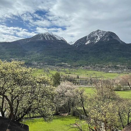 Appartement Dans Une Maison De Pays Briançon Buitenkant foto